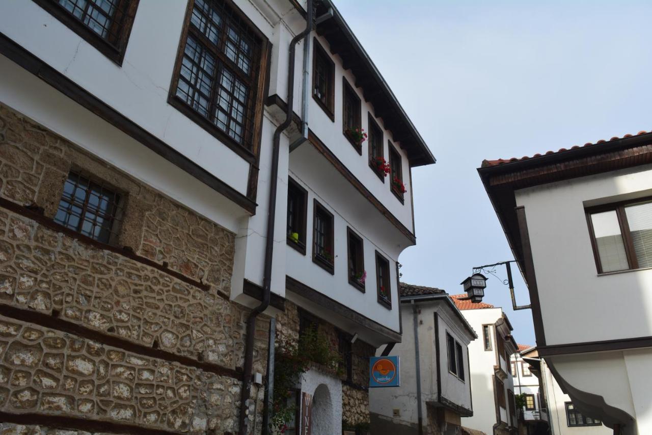 Patche Residence - A Wine Cellar Hideaway In The Historic Home Of Revolutionary Metodi Patche Ohrid Ngoại thất bức ảnh